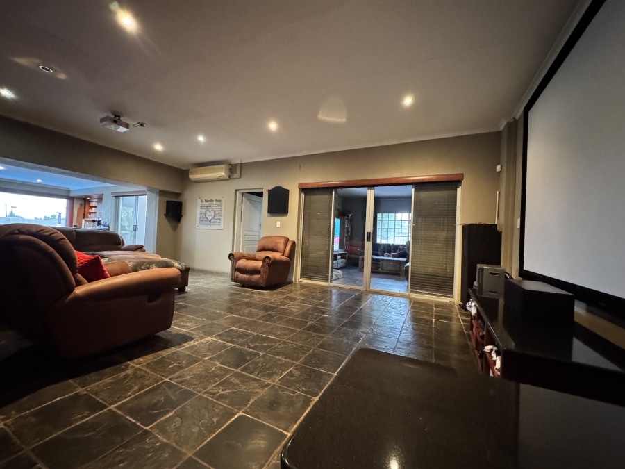 4 Bedroom Property for Sale in Wilkoppies North West